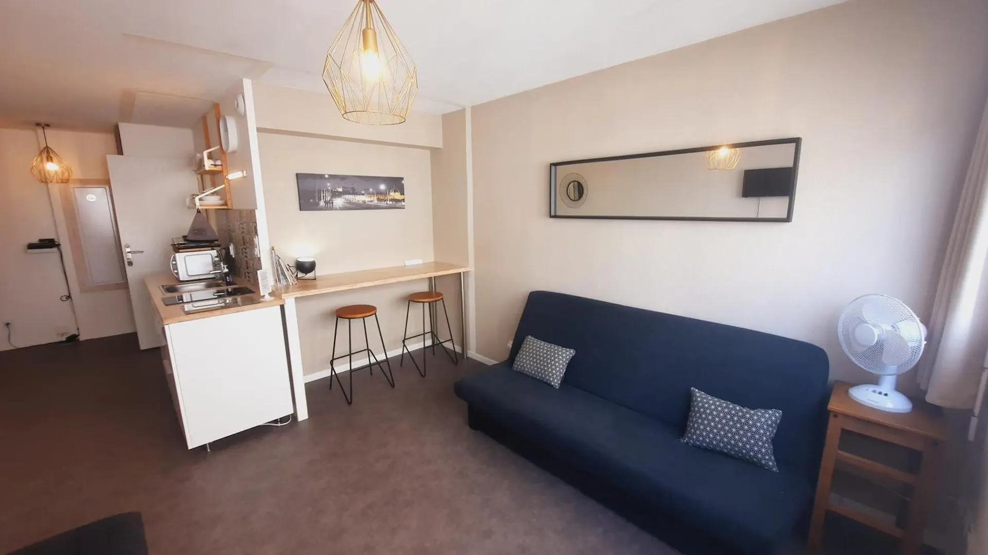 Central Gare Apartment Lyon France